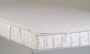 Falls die möbelzeile nicht eingebaut werden soll, müssen sie eine eigene auflage für das bett selbst vorsehen. Bnp Bed Care Secura Matratzen Auflage Matratzenschoner Matratzen Betten De