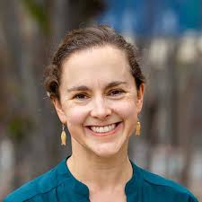 Banished Men: How Migrants Endure the Violence of Deportation: Andrews,  Abigail Leslie: 9780520395978: Amazon.com: Books