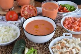 Gazpacho tradicional - Cocinera y Madre
