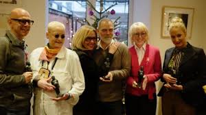 Das anwesen von margarethe schreinemakers lässt keine wünsche offen. Bachs Bauch Fur Die Aidshilfe Choices Kultur Kino Koln