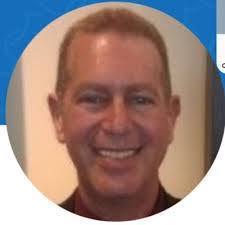 Robert Sias's Instagram, Twitter & Facebook