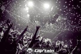 En altitude le cadran de mon coeur s'est bloqué dans la voie lactée la plénitude des jours ne snapchat : Captain La Meilleure Discotheque D Europe Expert Business