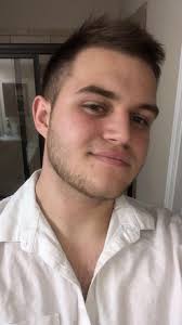 Who could have a livedf in face like this be