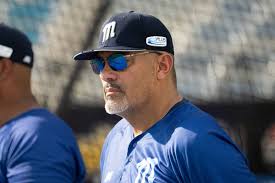 Eduardo Pérez comienza a armar el rompecabezas con las nuevas piezas del  Magallanes