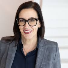 Nicole Reddington's Instagram, Twitter & Facebook