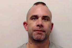 Two men snared trading five handguns and ammunition in Scots golf club car  park