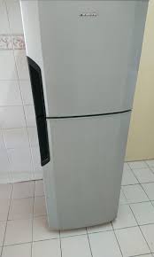 Kulkas panasonic dipasok dari merek pendingin rumah tangga yang telah populer panasonic. Peti Sejuk Panasonic 2 Pintu Kitchen Appliances On Carousell