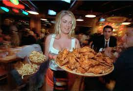 Millennials have a new attitude about cleavage that's forcing  'breastaurant' Hooters to close locations and change its strategy | The  Independent | The Independent