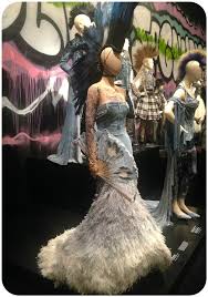 Jean Paul Gaultier Exhibition From The Sidewalk To The Catwalk Ngv Melbourne Jean Paul Gaultier Disenos De Unas Unas Francesas