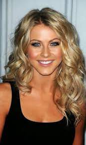 In case you decide to experiment with this style, these best celebrity curly hairstyles may greatly inspire you. Pin On Hairstyles Colors