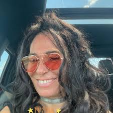 VICTORIA!! Come out at The Tap Shack tonight and support your local  Reckless Heathens MC bike night! ￼￼￼we got fresh burgers and a limited  supply of donut burgers while they last! Even