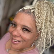 Why is the LaPlace grocery store closed?