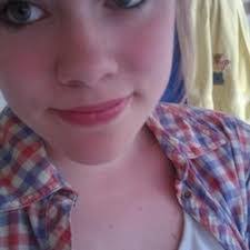 Sarah Fechner's Instagram, Twitter & Facebook