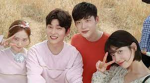 Ли джун у / lee joon woo. Bae Suzy Lee Jong Suk Lee Sung Kyung And Yoon Kyun Sang Selca While You Were Sleeping Drama 2017 Bae Suzy Selebritas Drama