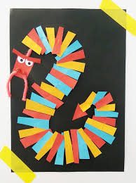 Le Tableau Du Dragon Chinois Bricolage Sur Le Theme Des Dragons Dragon Chinois Nouvel An Chinois