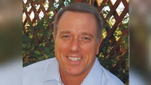 City of San Antonio employee Sarah Magill Mclornan contributes a total of  $2,430 to Democratic Party candidate Julian Castro