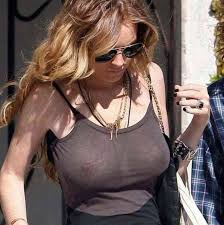 FREE Nude celebrity pictures! nipple!
