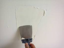 Imediat ce ati terminat de zugravit, spalati bine trafaletul si pensula pentru a putea fi refolosite. De Ce Se Cojeste Vopseaua Lavabila Misiunea Casa