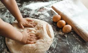 La Fameuse Pate A Tarte Meilleure Que Celle Du Commerce Desserts Bread Food