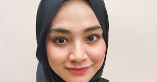 Konsisten mengadakan sesi tontonan filem di premiere with budiey setiap minggu dan seronok bertemu dengan pengikut setia, budieyators. Biodata Hanna Farisha Anak Fauzi Nawawi Yang Cun Melecun Oh Hiburan