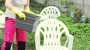 Comment Nettoyer Efficacement Le Mobilier De Jardin Youtube
