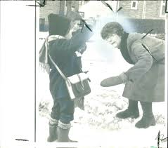 MRS EILEEN CROSBIE HAD BEEN SUSPENDED FOR REFUSING TEACH OVERSI ROBERT