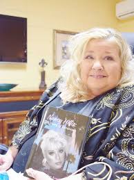 'This is the real me'; 'Midnight' star Nancy Hillis shines light