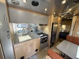 New 2025 Airstream Trade Wind 23FB Travel Trailer at Blue Compass RV |  Nashua, NH | #T104178