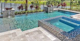 Pate De Verre Et Piscine Font Ils Bon Menage