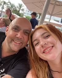 Ellie Abram (@ellieabramx) • Instagram photos and videos