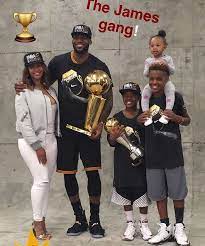 Instagram Photo By The James Family Fanpage Jun 20 2016 At 4 47am Utc Lebron James Family King Lebron James Lebron James