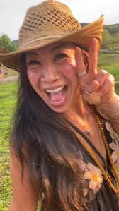 Summer in Portland isn’t complete without amazing outdoor concerts at  @topazfarm . If you haven’t been, check them out! #topazfarm #summermusic  #sauviesisland #pdxmusic #Portland #summervibes