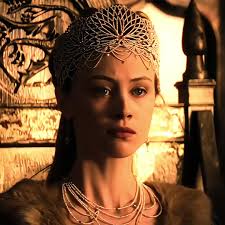 Sarah Gadon: Edit and Highlights