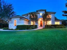 Check Out This Stunning 5 Bed 4 Bath Home In Austin Tx Just Listed For 1 069 000 Texas Homes Home Texas Real Estate
