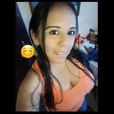 Flor Cedano (@cedano17)