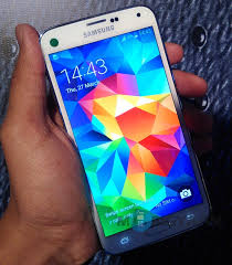 I have a galaxy s5 that i want to give to a friend to use with a different provider. Samsung Galaxy S5 Has The Best Performing Smartphone Display We Ever Tested Display Mate