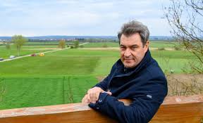 The kniefall von warschau (warsaw genuflection) was such an important gesture for us and our neighbors. Giosq1mkjjlg9m