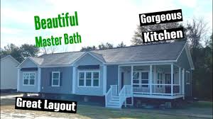All of our homes offer modern design and incredible durability with comfort and quality at many price points. Absolutely Beautiful Double Wide Mobile Home Sourthern Belle 32x66 By Clayton Homes Youtube