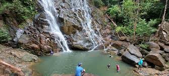 Berikut rekomendasi tempat menarik di temerloh pahang yang terbaru dan paling cantik wajid untuk dilawati bersama keluarga atau teman. Air Terjun Seri Mahkota Merupakan Kerajaan Negeri Pahang Facebook