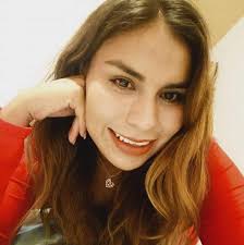 La Cámara de Mike le envía una afectuosa felicitación a la Bella y  Distinguida Nathaly Arce Meza quien este día está cumpliendo 32 años de  edad. Gente Bonita originaria de San Isidro