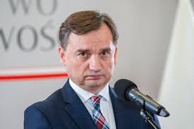 Poseł na sejm iv, v i vi, viii kadencji. Zbigniew Ziobro Kontra Jaroslaw Kaczynski W Co Gra Minister Sprawiedliwosci