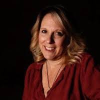 Patti Hunt's Instagram, Twitter & Facebook