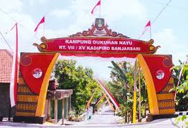 Jika anda baru pertama kali memakai jasa arsitek, perhatikan fasilitas di bawah ini sebagai contoh desain paket lengkap yang perlu anda. Kumpulan Contoh Dekorasi Gapura Hut Ri Ke 73 Yang Unik Dan Keren Mastimon Com