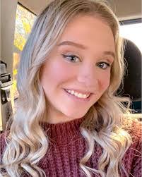 Haley Mott's Instagram, Twitter & Facebook