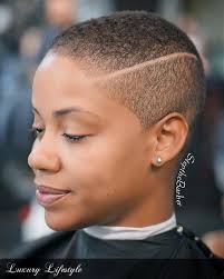 Keandra Robinson (keandracherde)