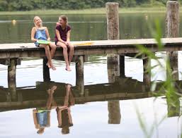 Schlösser, burgen und klöster verraten ihnen einiges über die geschichte der region. Haus Am See Gefallig Die Jugendherbergen Mirow Waren Und Gustrow Liegen Direkt Am Wasser Und Mitten In Mecklenburgische Seenplatte Haus Am See Stettiner Haff