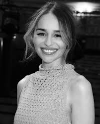 Mother of Dragons, Queen of Our Hearts. Emilia Clarke: a talent that shines  brighter than dragon fire! #HollywoodGlamours #EmiliaClarke  #DaenerysTargaryen #GameOfThrones #GOTQueen #MotherOfDragons  #TalentShowcase #ActingIcon #RedCarpet ...