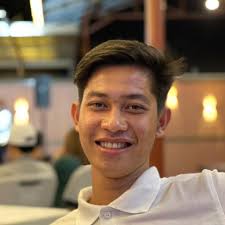 Debbie Claudio's Instagram, Twitter & Facebook