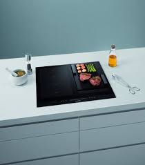 With Varioinduction By Siemens Your Barbecue Is Weather Proof All Year Round Kitchen Cooking Grillen Geht Mit Der Siemen Smart Kitchen Kuche Hausgerate