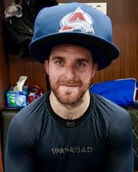 Kim Woodhouse's Instagram, Twitter & Facebook